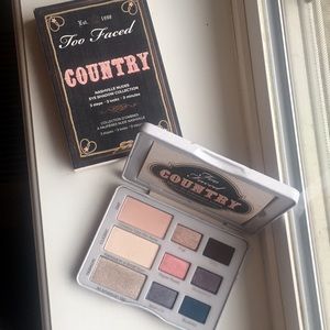 Too Faced Country palette